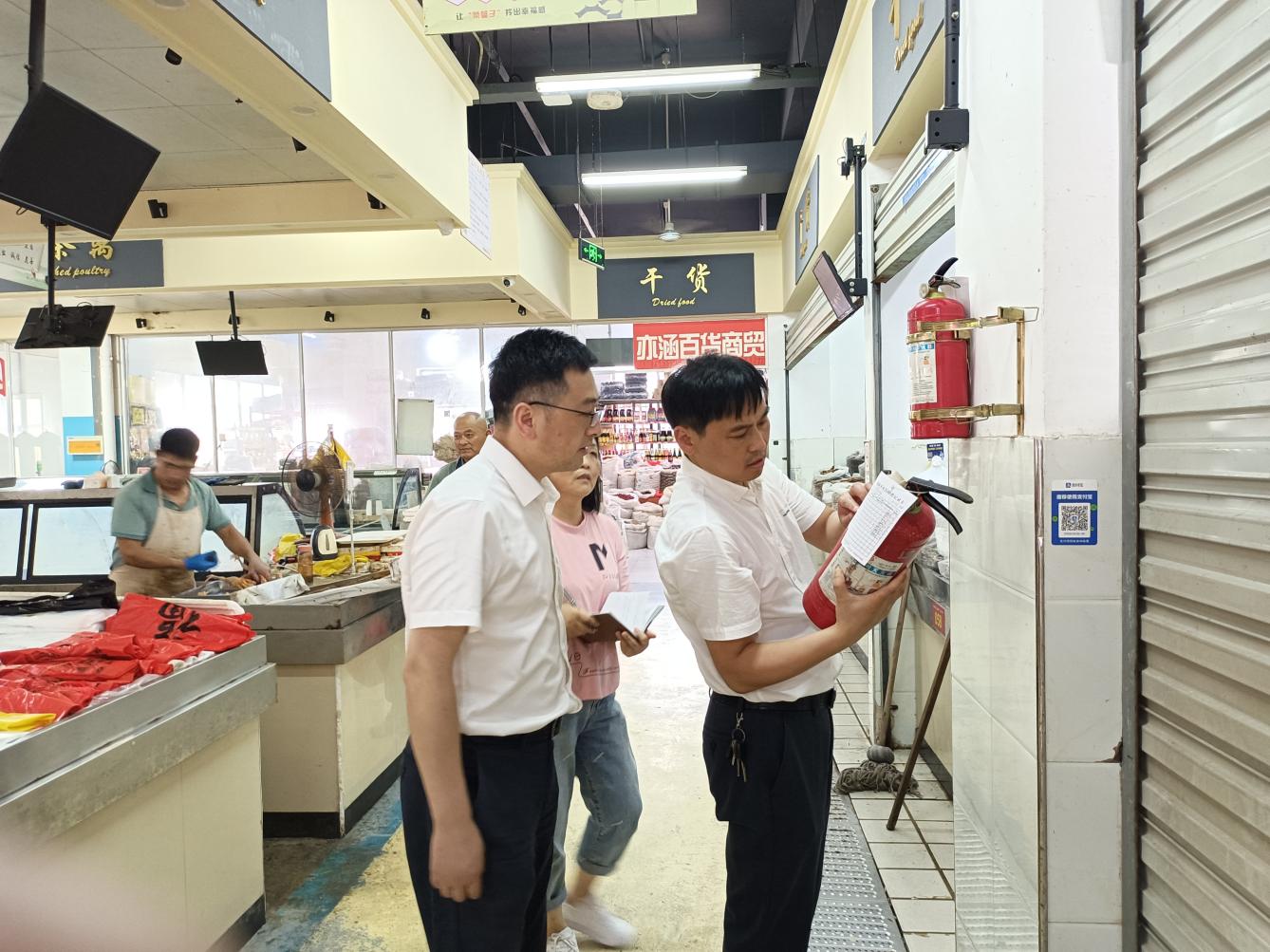 管好“菜籃子”，守護(hù)“大民生”國資運(yùn)營公司開展菜市場大巡查